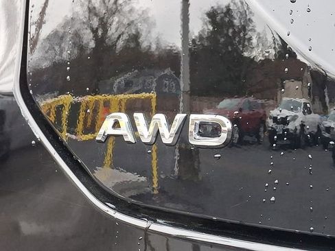 Certified 2025 Honda Pilot EX-L image 32