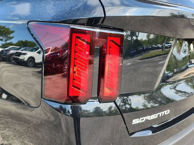 New 2026 Kia Sorento LX FWD image 32
