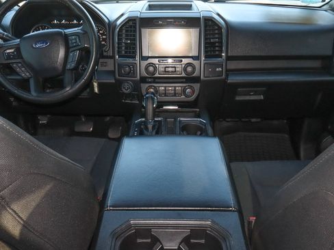 Used 2018 Ford F150 XLT w/ Equipment Group 302A Luxury AWD/4WD image 19