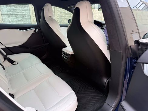 Used 2018 Tesla Model S 100D AWD/4WD image 18