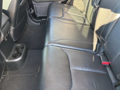 Used 2017 Jeep Wrangler Unlimited Sahara AWD/4WD image 53