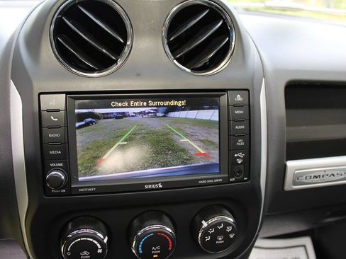 Used 2016 Jeep Compass High Altitude AWD/4WD image 23