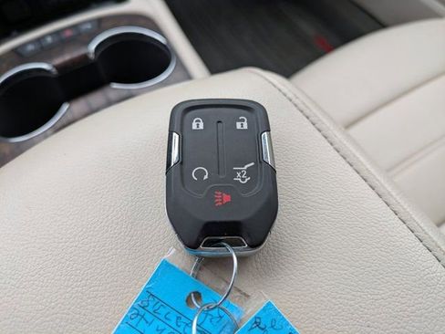 Used 2020 GMC Acadia Denali w/ Technology Package image 31