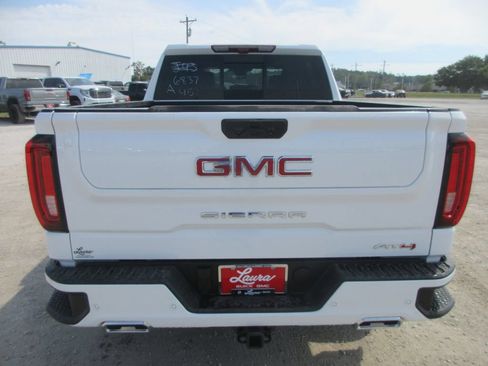 New 2026 GMC Sierra 1500 AT4 w/ AT4 Premium Package AWD/4WD image 7