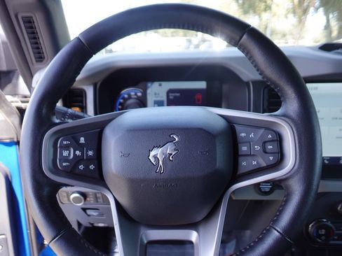 Used 2023 Ford Bronco Badlands AWD/4WD image 13