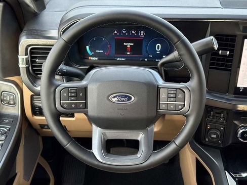 New 2025 Ford F250 Lariat w/ Chrome Package image 8