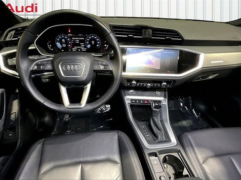 Certified 2024 Audi Q3 2.0T Premium w/ Convenience Package image 8