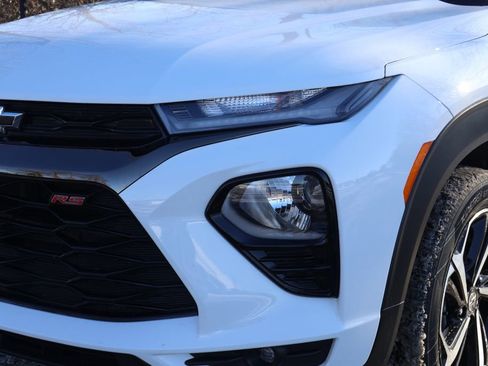 Certified 2023 Chevrolet TrailBlazer RS w/ Sun and Liftgate Package image 4