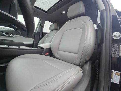 Used 2023 Hyundai Kona SEL w/ Cargo Package image 18