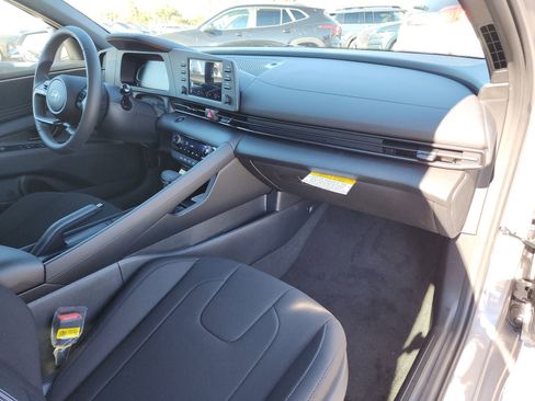 New 2026 Hyundai Elantra Sport image 9