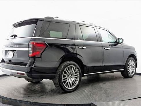 Used 2024 Ford Expedition Limited AWD/4WD image 8