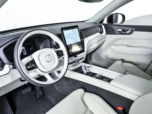 New 2026 Volvo XC60 T8 Ultra w/ Protection Package Premier AWD/4WD image 4