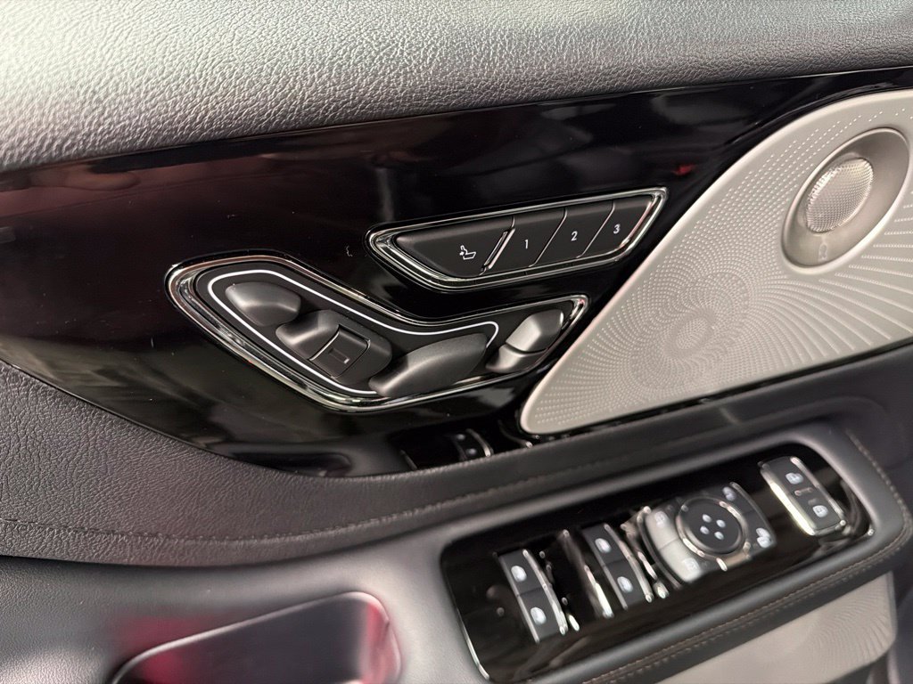 New 2027 Lincoln Aviator Reserve AWD/4WD image 29