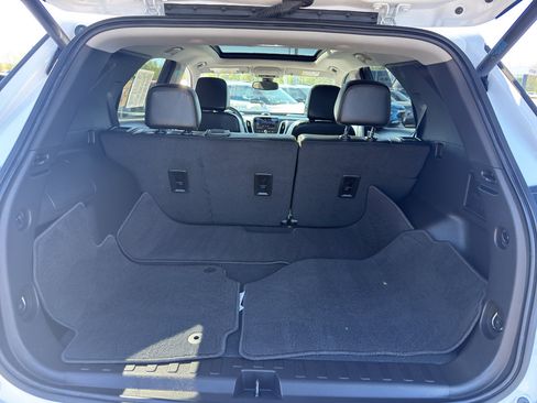 Certified 2024 Chevrolet Equinox Premier AWD/4WD image 36