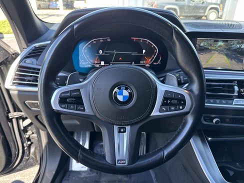 Used 2022 BMW X5 xDrive40i w/ M Sport Package image 29
