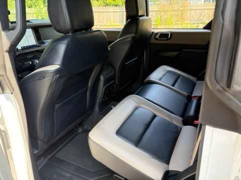 Used 2024 Ford Bronco Wildtrak AWD/4WD image 30