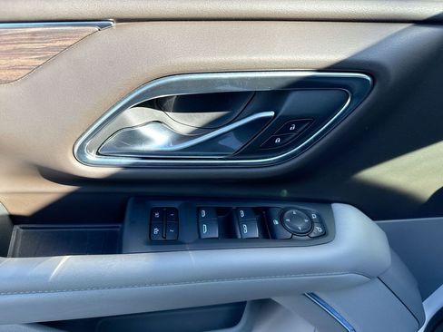 Used 2022 Chevrolet Tahoe LT image 25