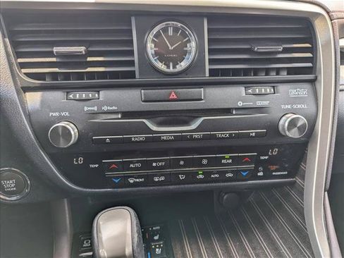 Used 2018 Lexus RX 350L Luxury w/ Accessory Package AWD/4WD image 19