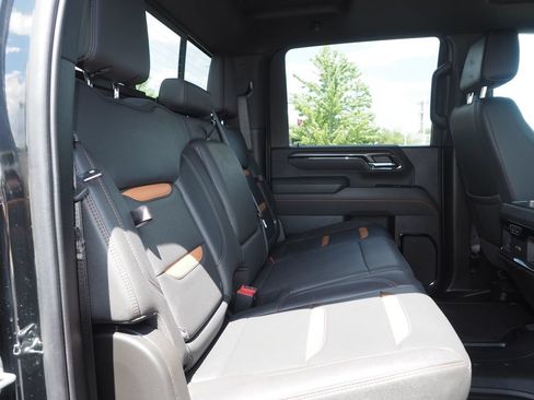 Used 2025 GMC Sierra 3500 AT4 w/ AT4 Premium Plus Package AWD/4WD image 20