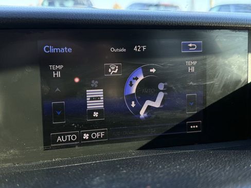 Used 2015 Lexus IS 250 AWD image 22