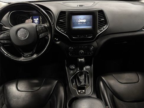 Used 2021 Jeep Cherokee Latitude Plus image 10