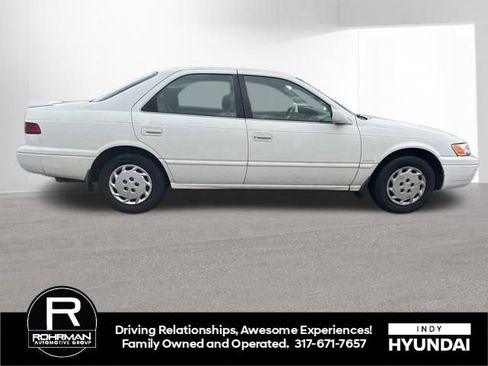 Used 1997 Toyota Camry LE image 6