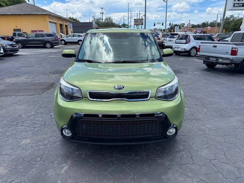 Used 2016 Kia Soul + FWD image 3