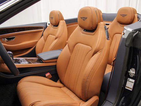 New 2026 Bentley Continental GTC image 24