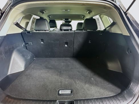 Used 2025 Kia Seltos S image 29