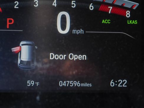 Used 2020 Honda CR-V Touring image 11