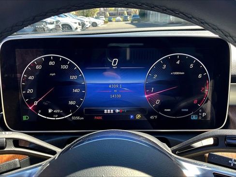 Certified 2023 Mercedes-Benz C 300 4MATIC Sedan image 22