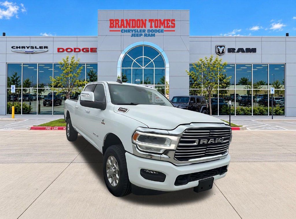Used 2024 RAM 2500 Laramie w/ Safety Group AWD/4WD image 1