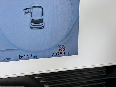 Used 2024 Hyundai Ioniq 5 SEL image 19