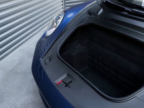 Certified 2025 Porsche 911 Turbo image 40