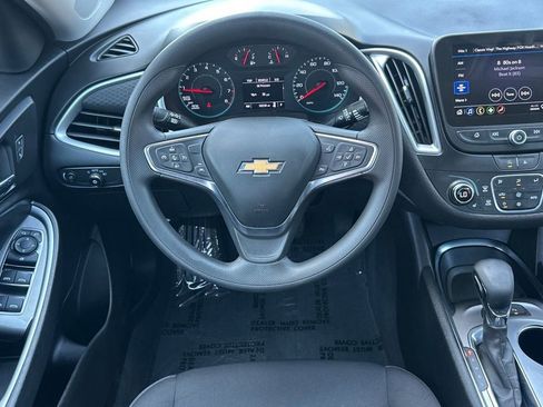 Used 2024 Chevrolet Malibu LT FWD image 15