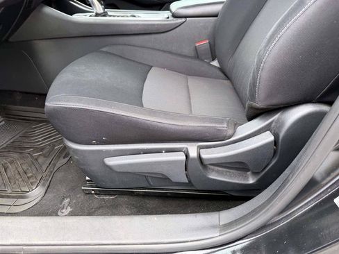 Used 2020 Nissan Sentra SV FWD image 13