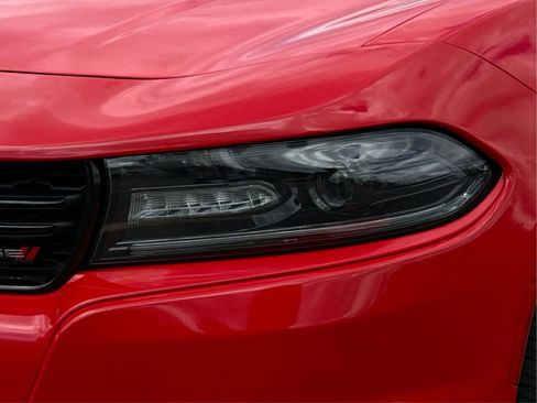 Used 2022 Dodge Charger SXT RWD image 32