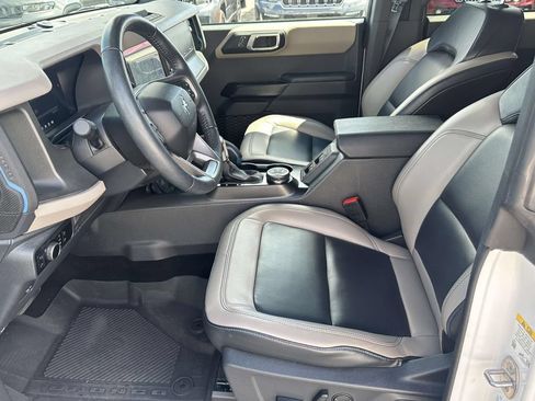 Used 2024 Ford Bronco Wildtrak AWD/4WD image 20