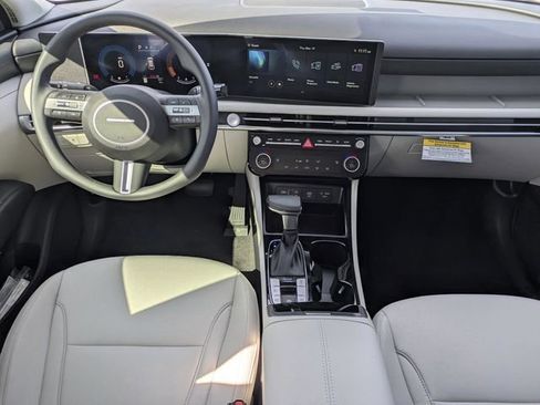 New 2026 Hyundai Tucson SEL FWD image 18