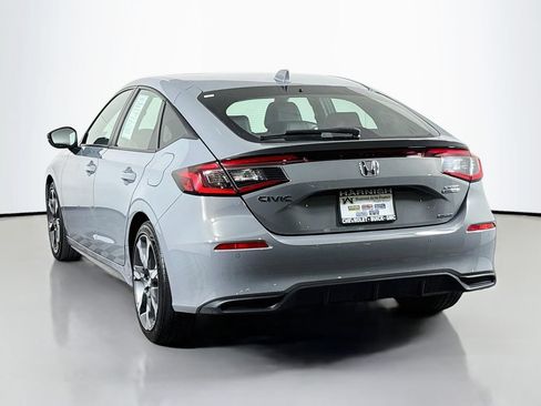 Used 2025 Honda Civic Sport Touring image 5