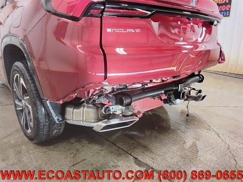 Used 2025 Buick Enclave Sport Touring w/ Power Package FWD image 18