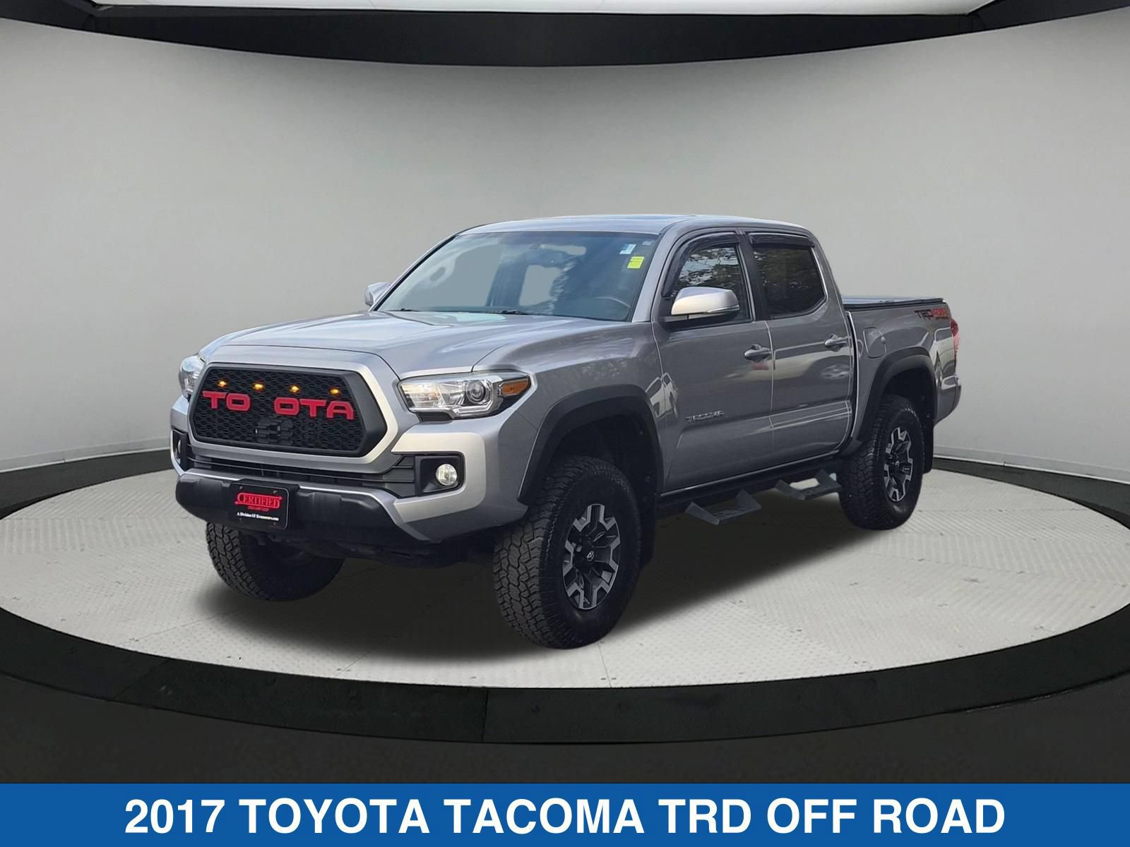 Used 2017 Toyota Tacoma TRD Off-Road AWD/4WD image 8