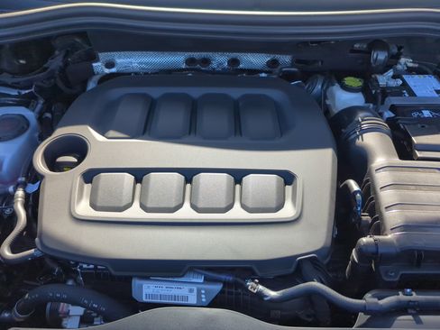 New 2026 Volkswagen Tiguan SE R-Line image 20