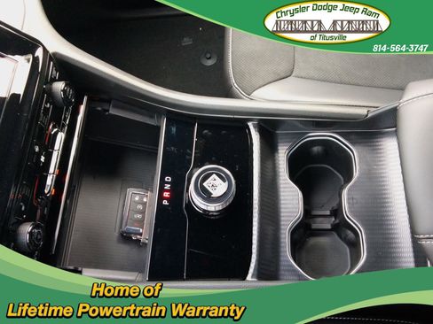 New 2025 Jeep Grand Cherokee L Laredo image 23