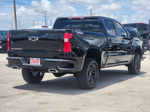 New 2026 Chevrolet Silverado 1500 LT Trail Boss w/ Convenience Package II AWD/4WD image 4