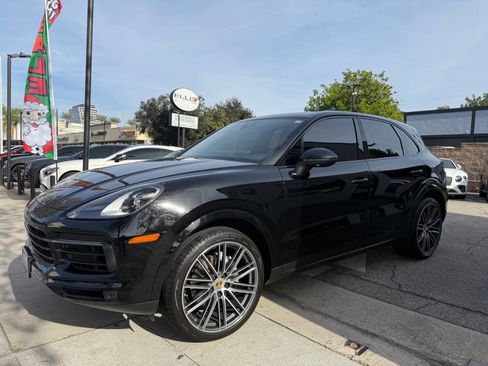 Used 2019 Porsche Cayenne image 6