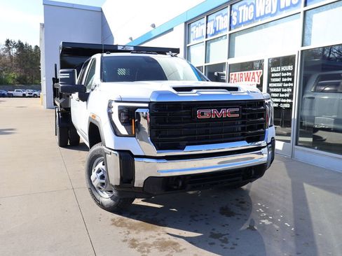 New 2026 GMC Sierra 3500 Pro w/ Convenience Package AWD/4WD image 35