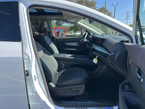 New 2026 Nissan Murano Platinum w/ Cargo Package AWD/4WD image 43