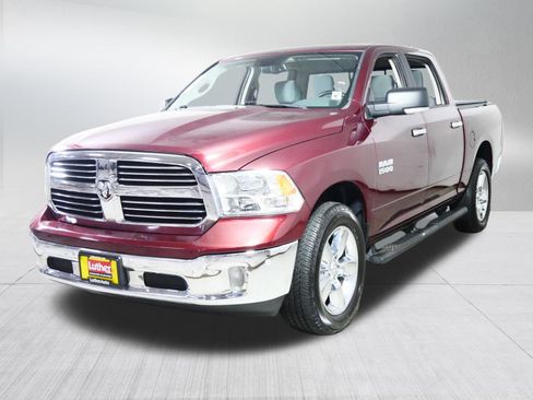 Used 2017 RAM 1500 Big Horn AWD/4WD image 3