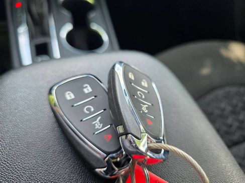 Used 2024 Chevrolet Equinox LT AWD/4WD image 28